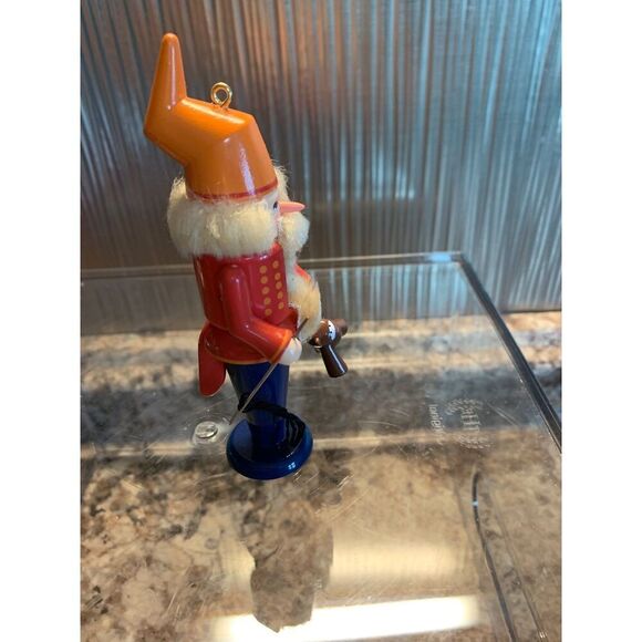 1992 Hallmark Keepsake Ornament Max The Tailor - Picture 5 of 5